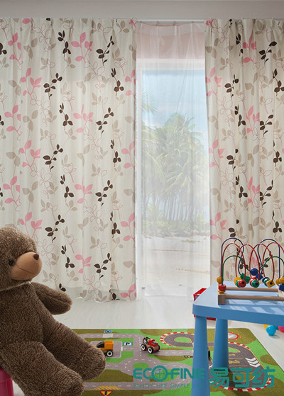 偏光窗帘可以减少儿童感染上呼吸道疾病的机会